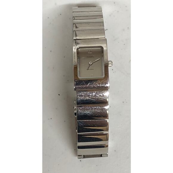 Fossil Jewelry - Fossil Silver Watch  FS 2647
